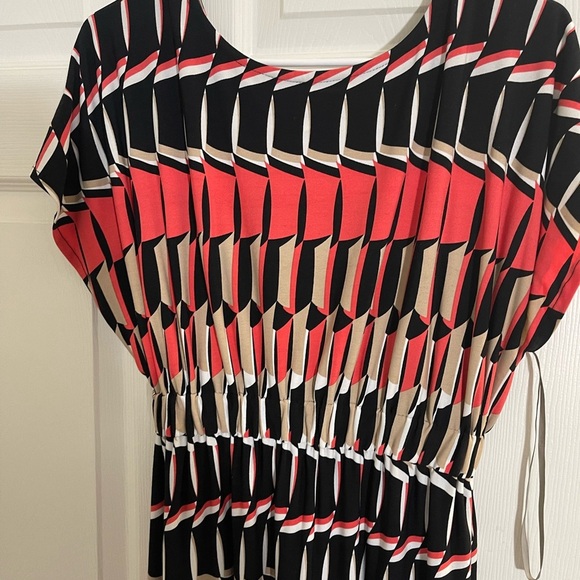 Taylor women’s dress  size 2 - Picture 5 of 5